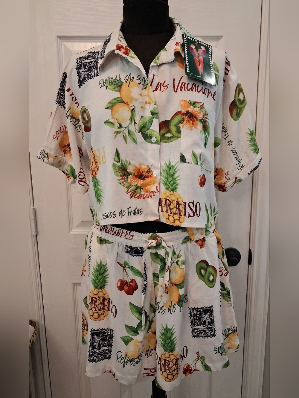 LIVE 4 TRUTH Tropical Fruit 2-Piece Set-White with Pineapple & Kiwi Print